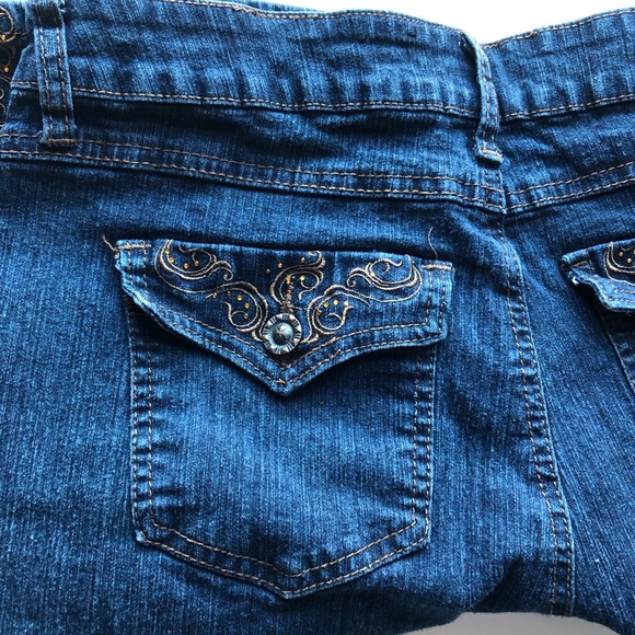 Roz & Ali Embroidered Embellished Jeans SZ 10 - Picture 5 of 14